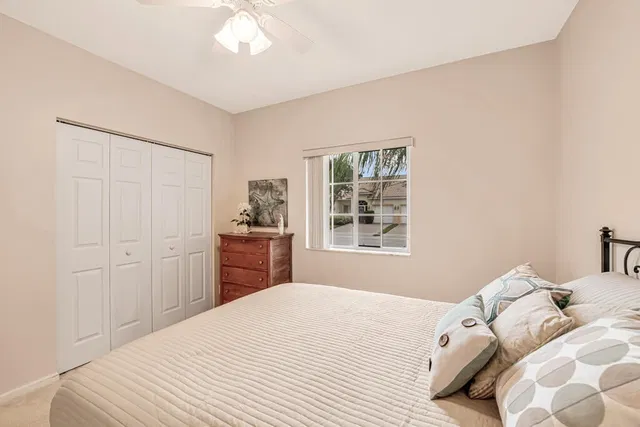 Residence photo 32