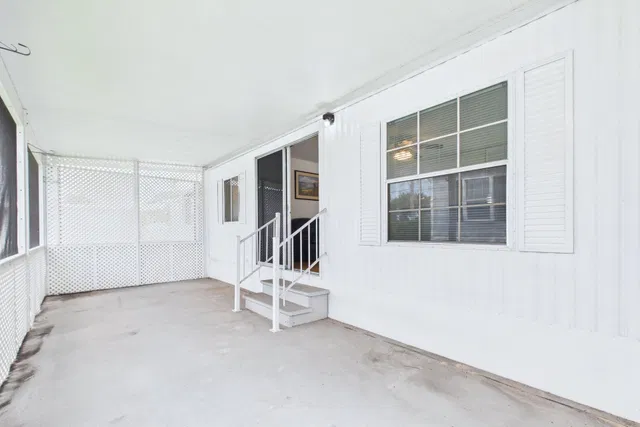 Residence photo 11