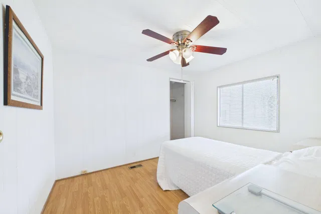 Residence photo 17