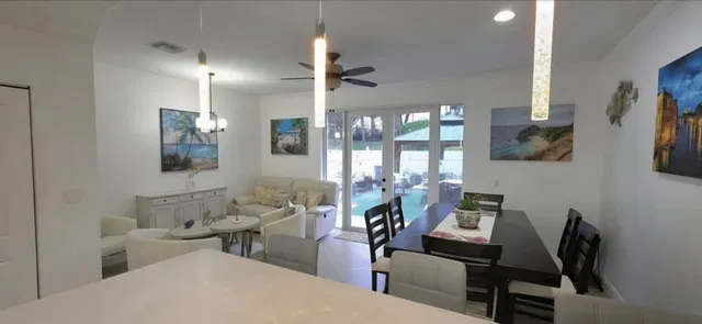 Residence photo 5