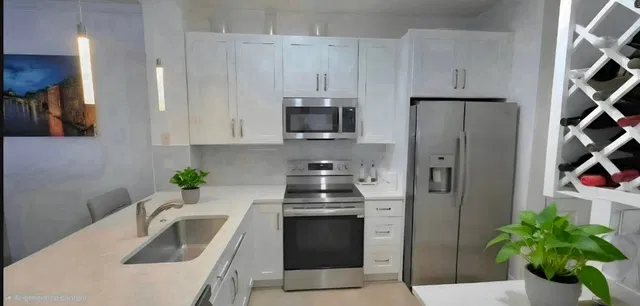 Residence photo 6