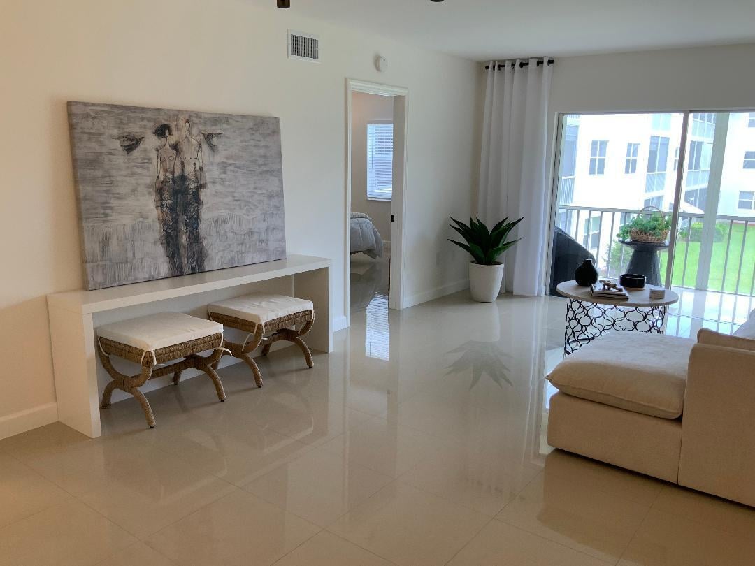  Unit 1320 photo 6