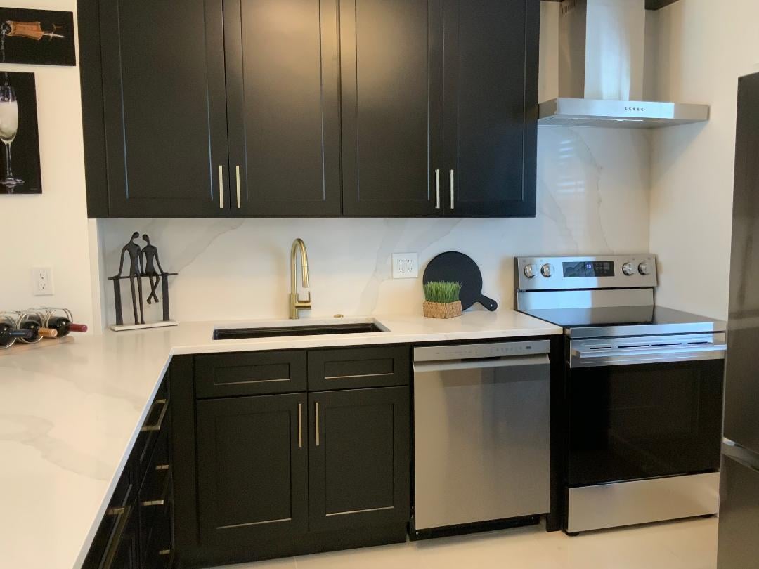  Unit 1320 photo 13