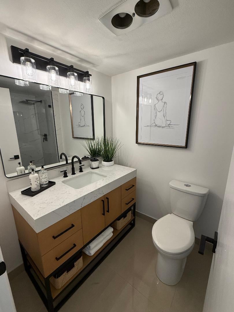  Unit 1320 photo 23