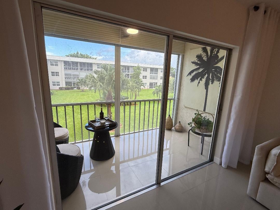  Unit 1320 photo 33