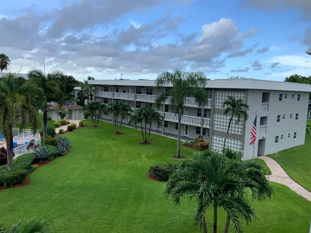  Unit 1320 photo 43