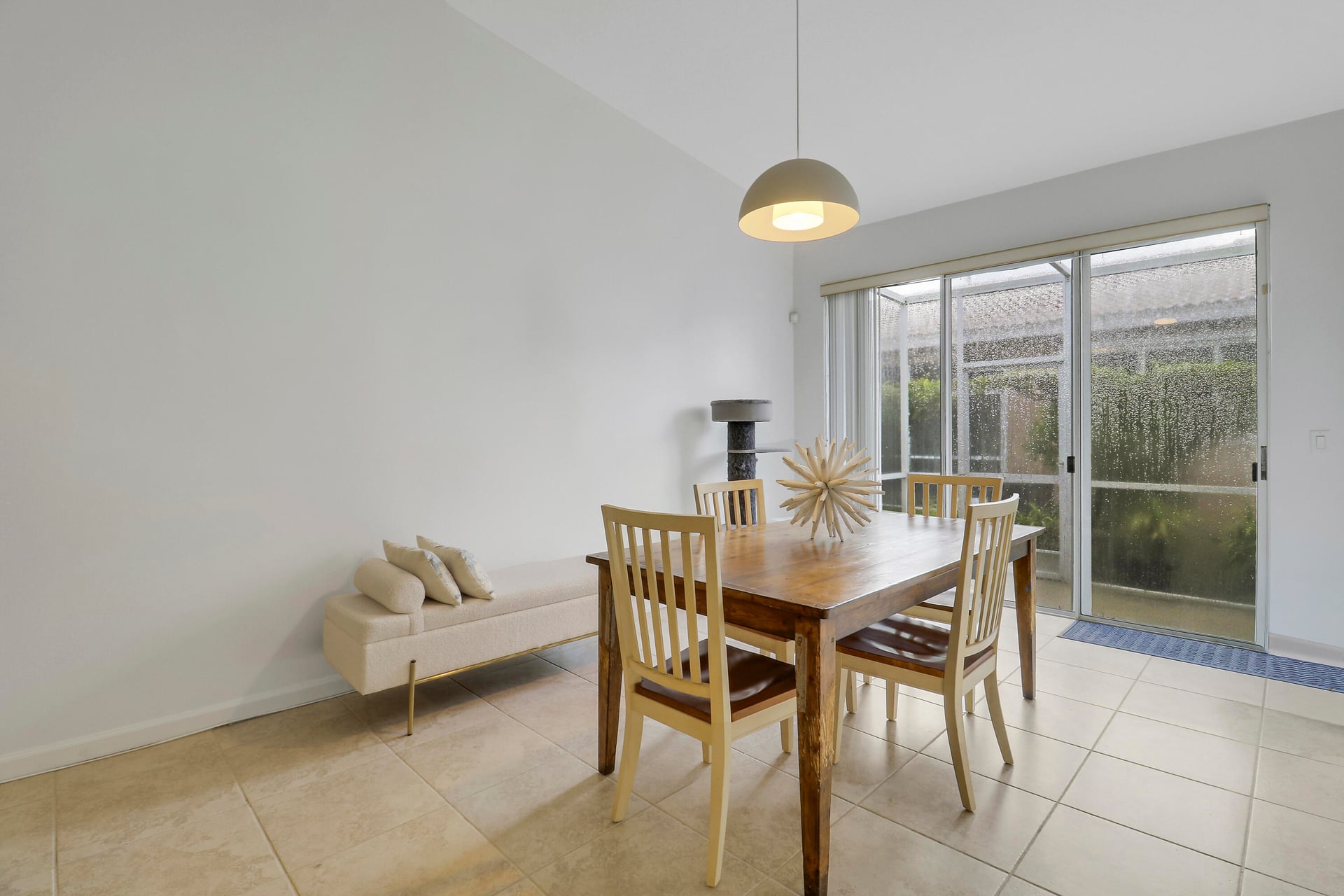  Residence photo 15
