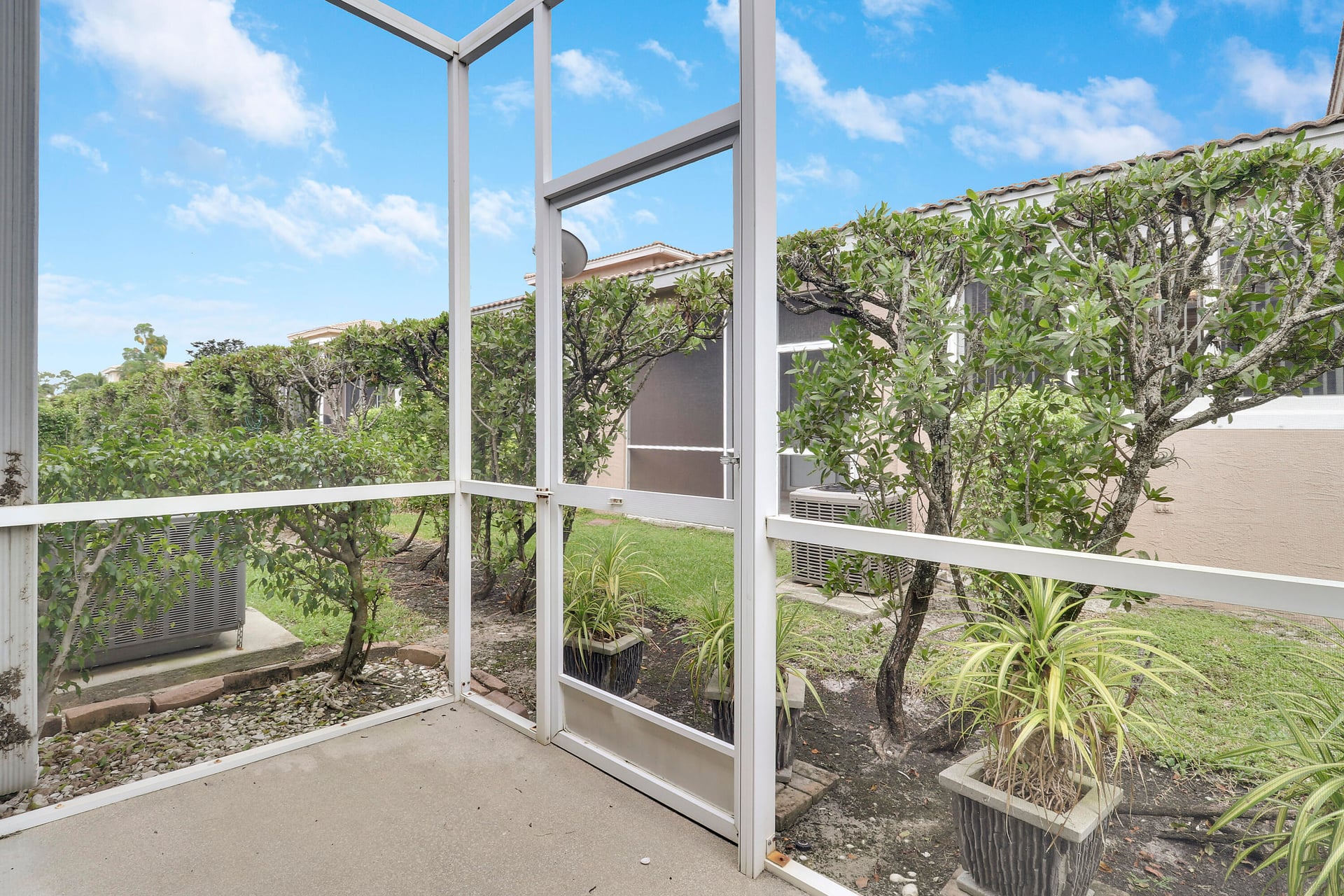  Residence photo 29