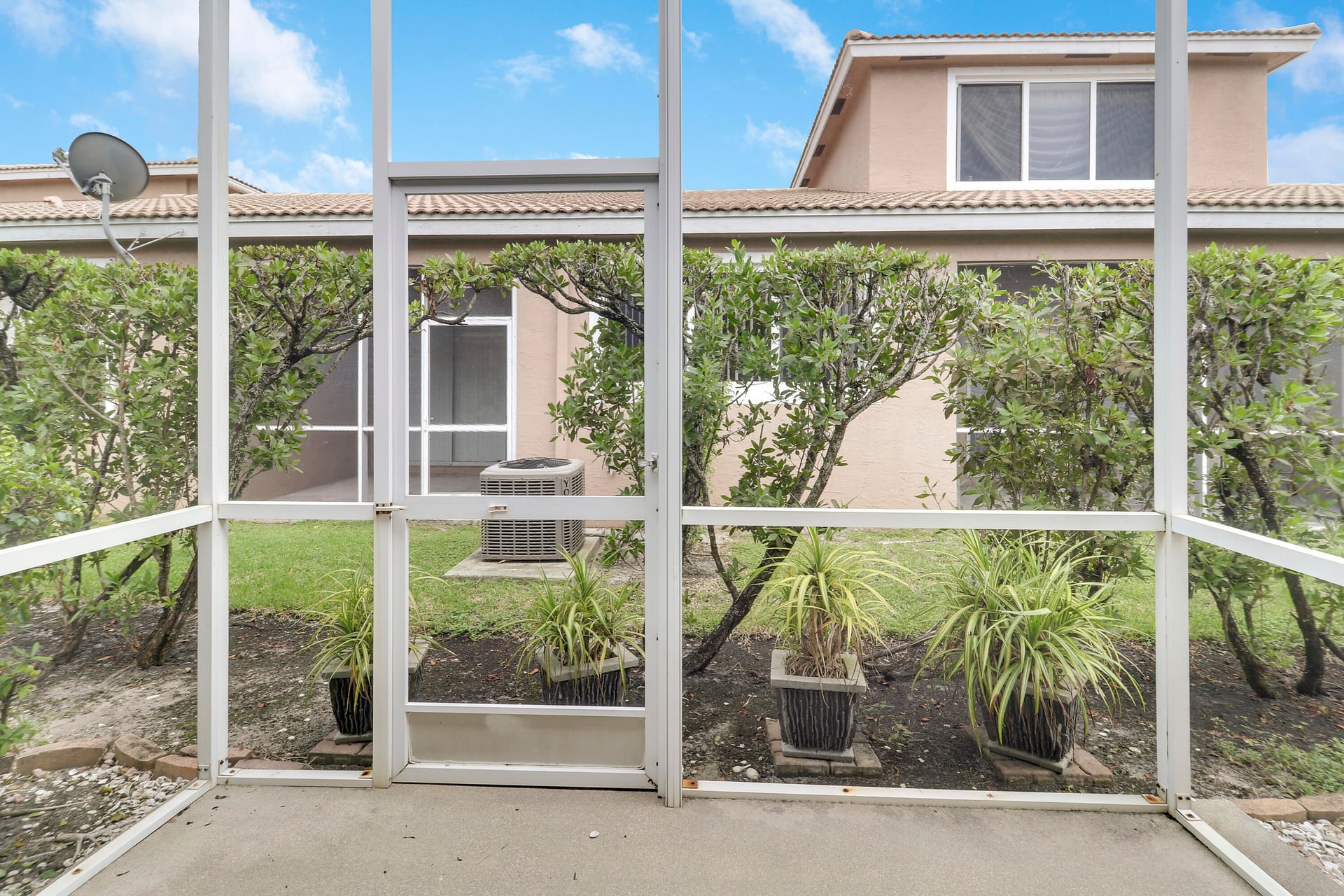  Residence photo 30