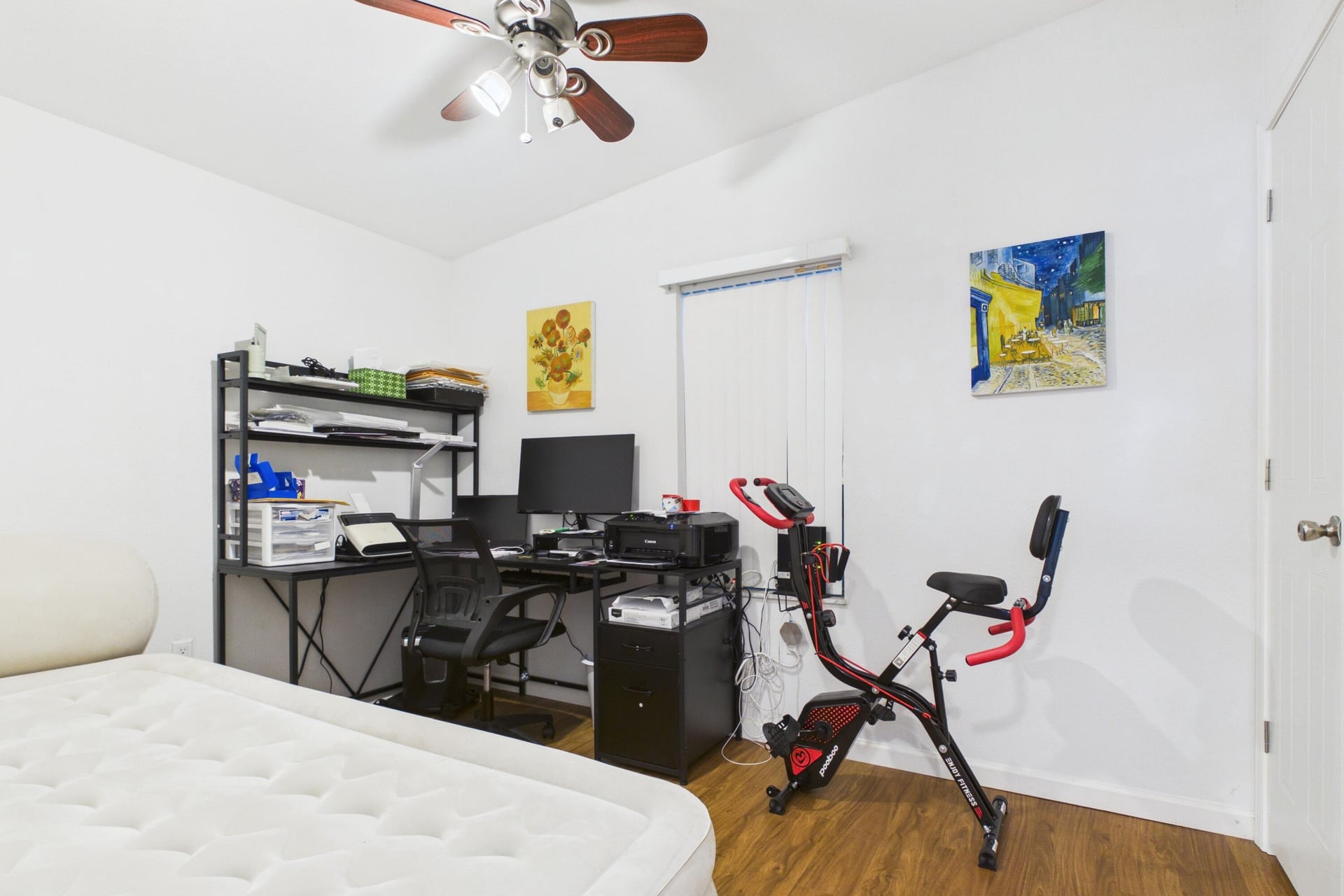 Residence photo 17