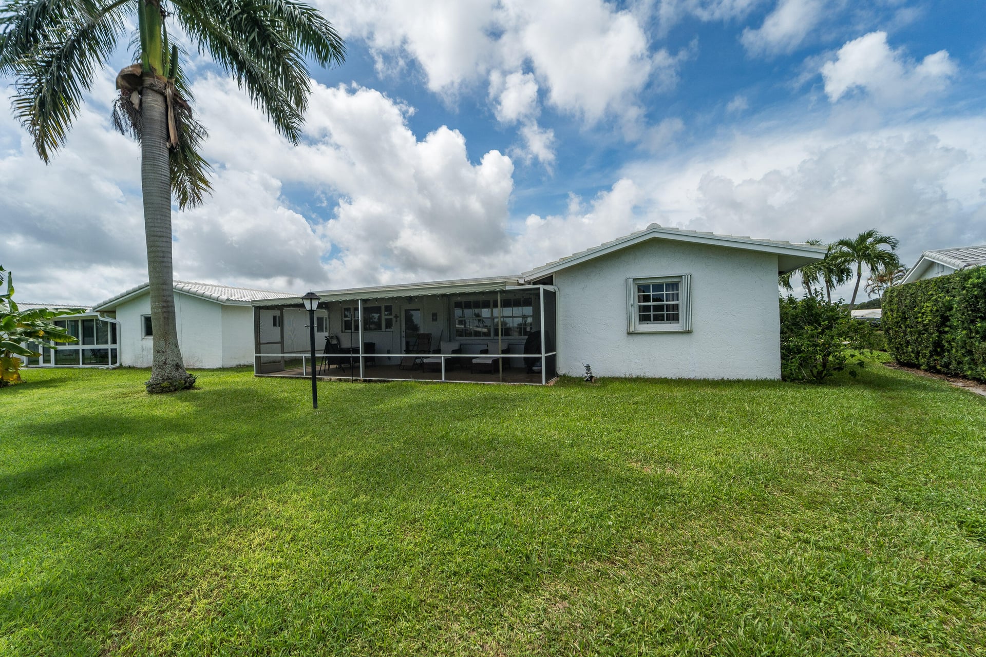 Residence photo 5