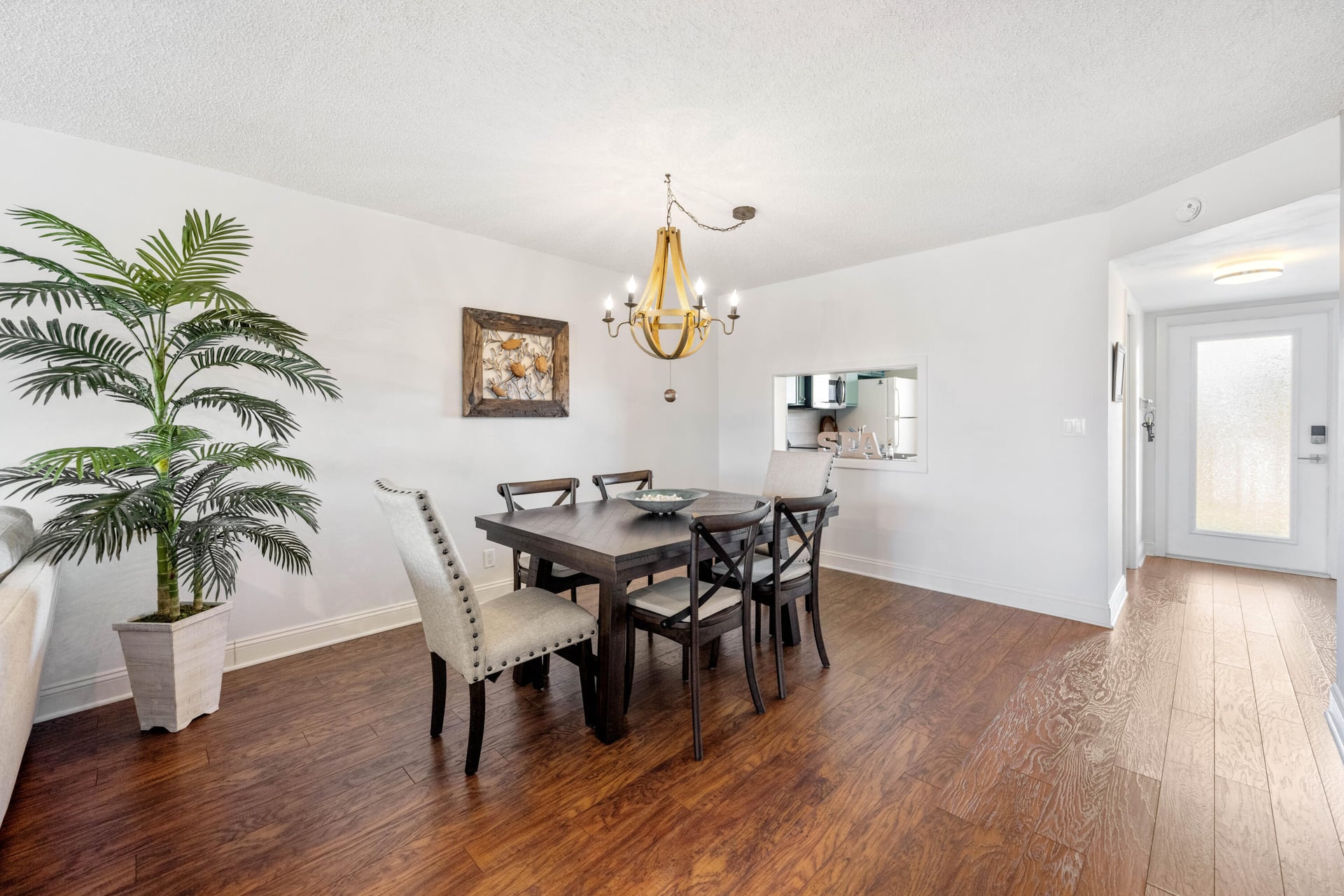 Unit 339 photo 8