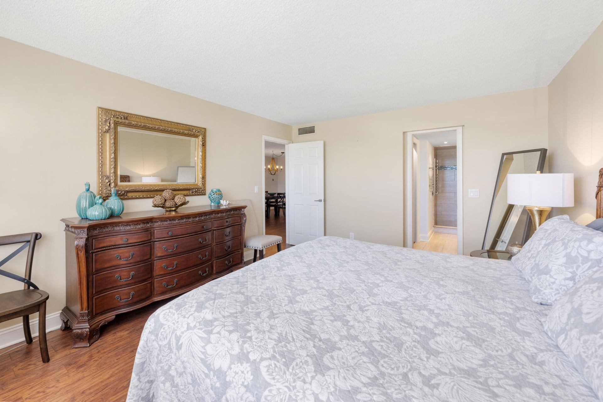 Unit 339 photo 12