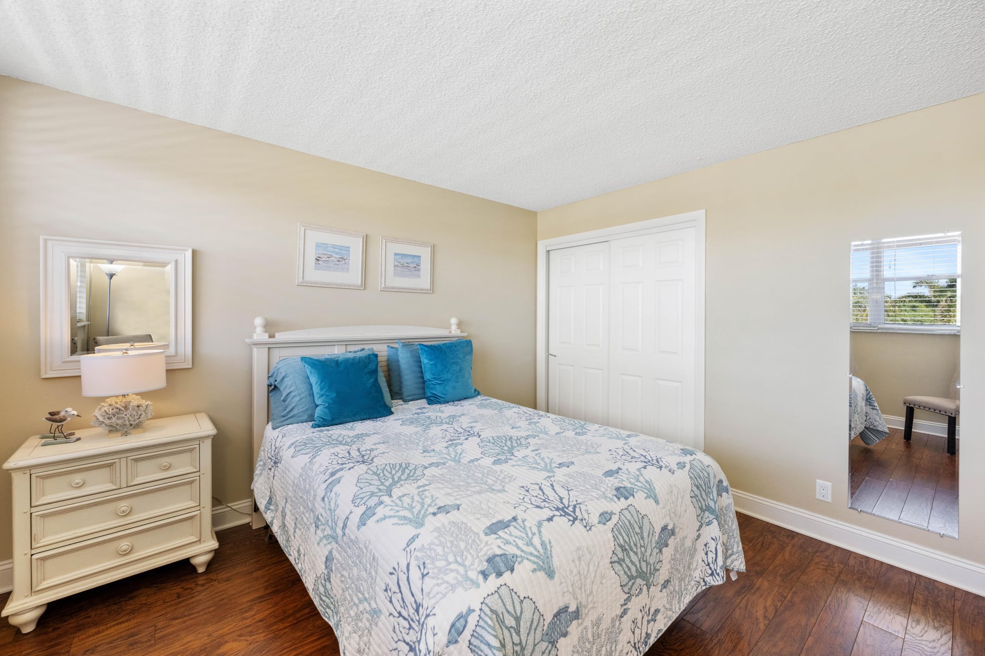 Unit 339 photo 15