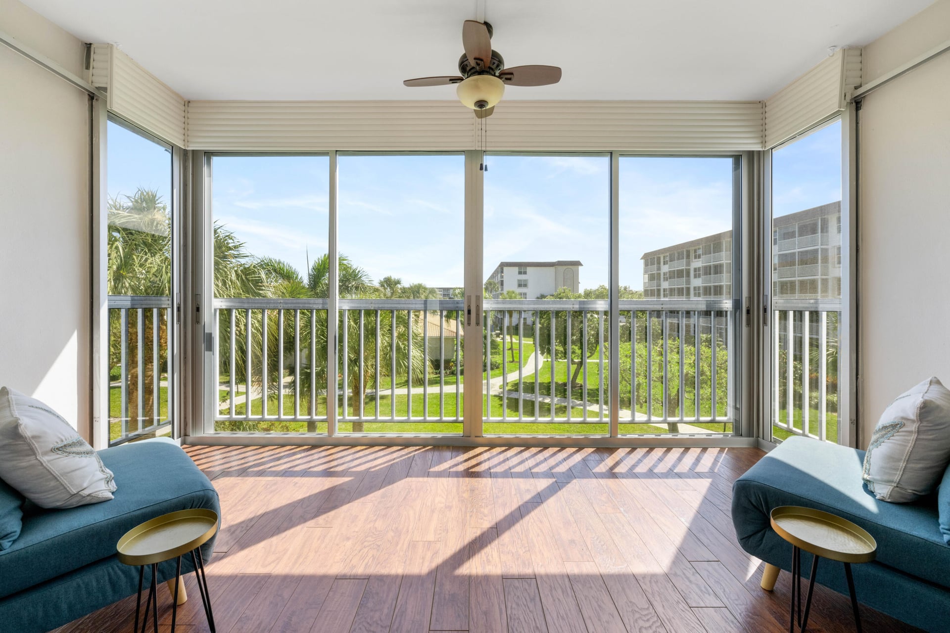 Unit 339 photo 17