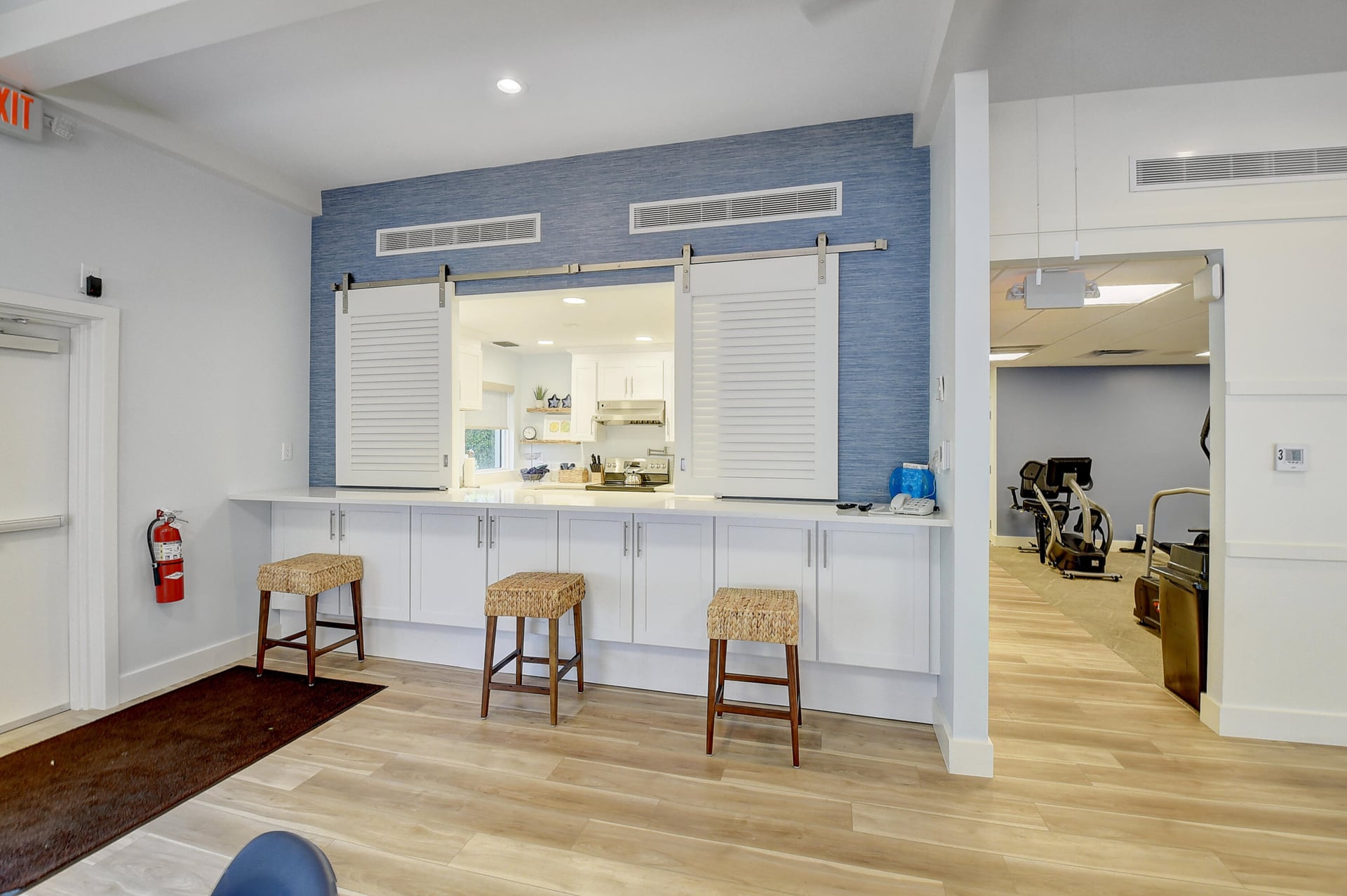 Unit 339 photo 37