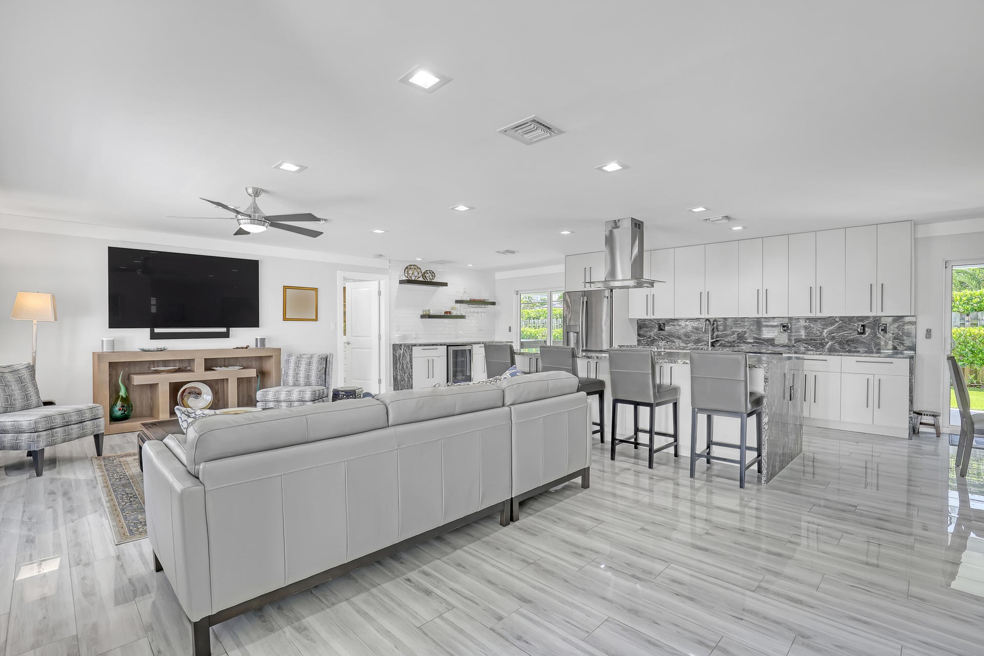 Palm Beach Isles Residence photo 14