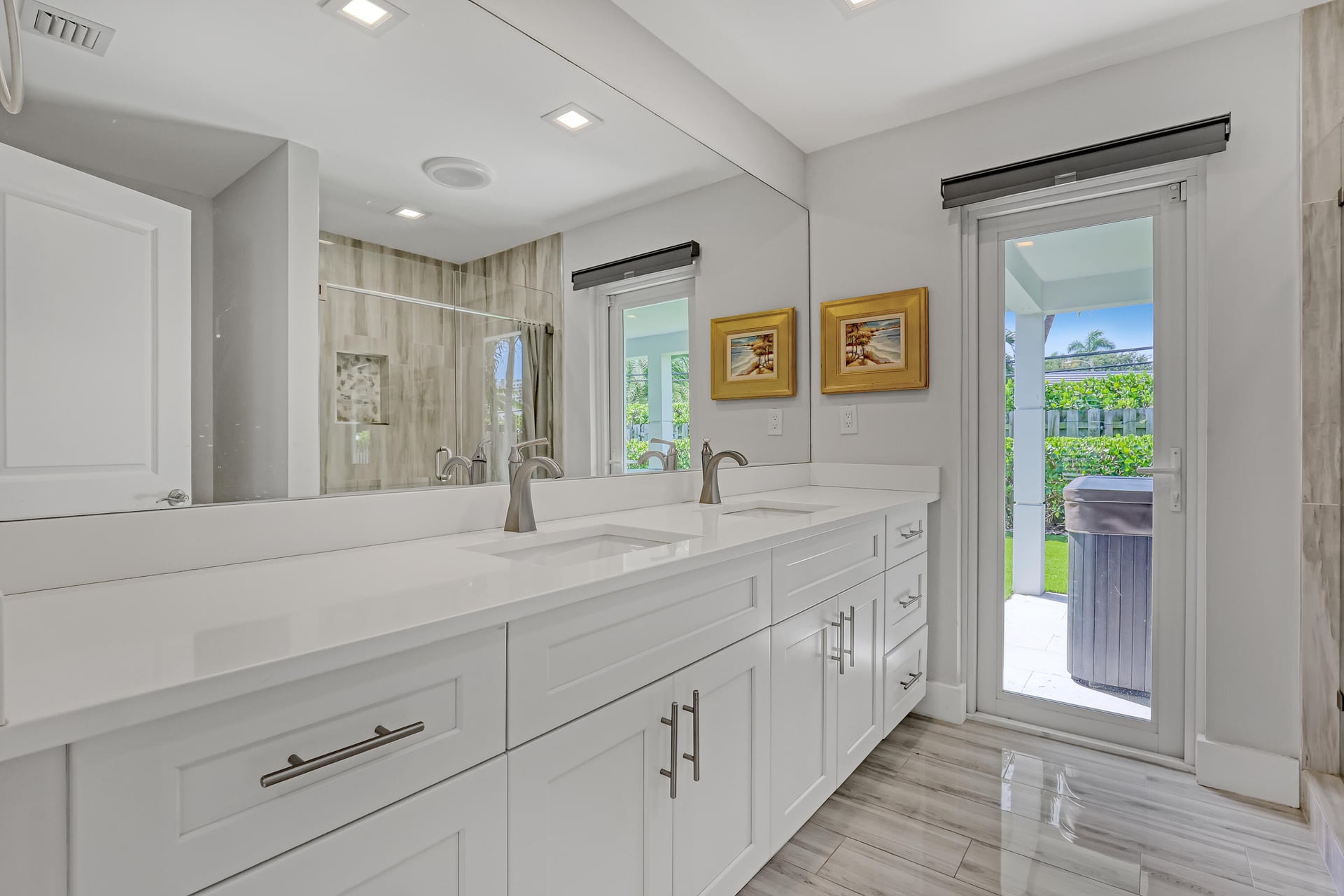 Palm Beach Isles Residence photo 27