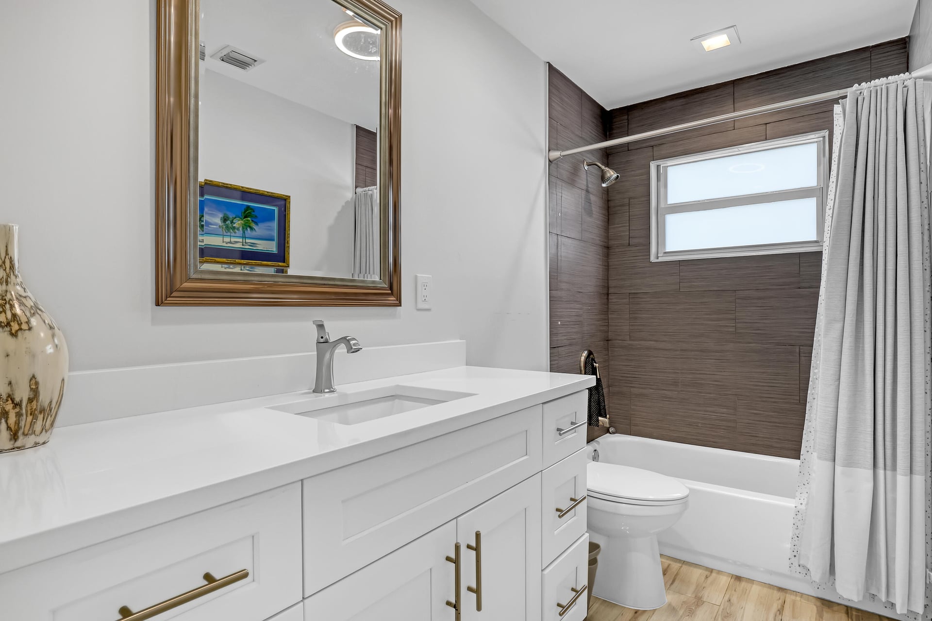 Palm Beach Isles Residence photo 32