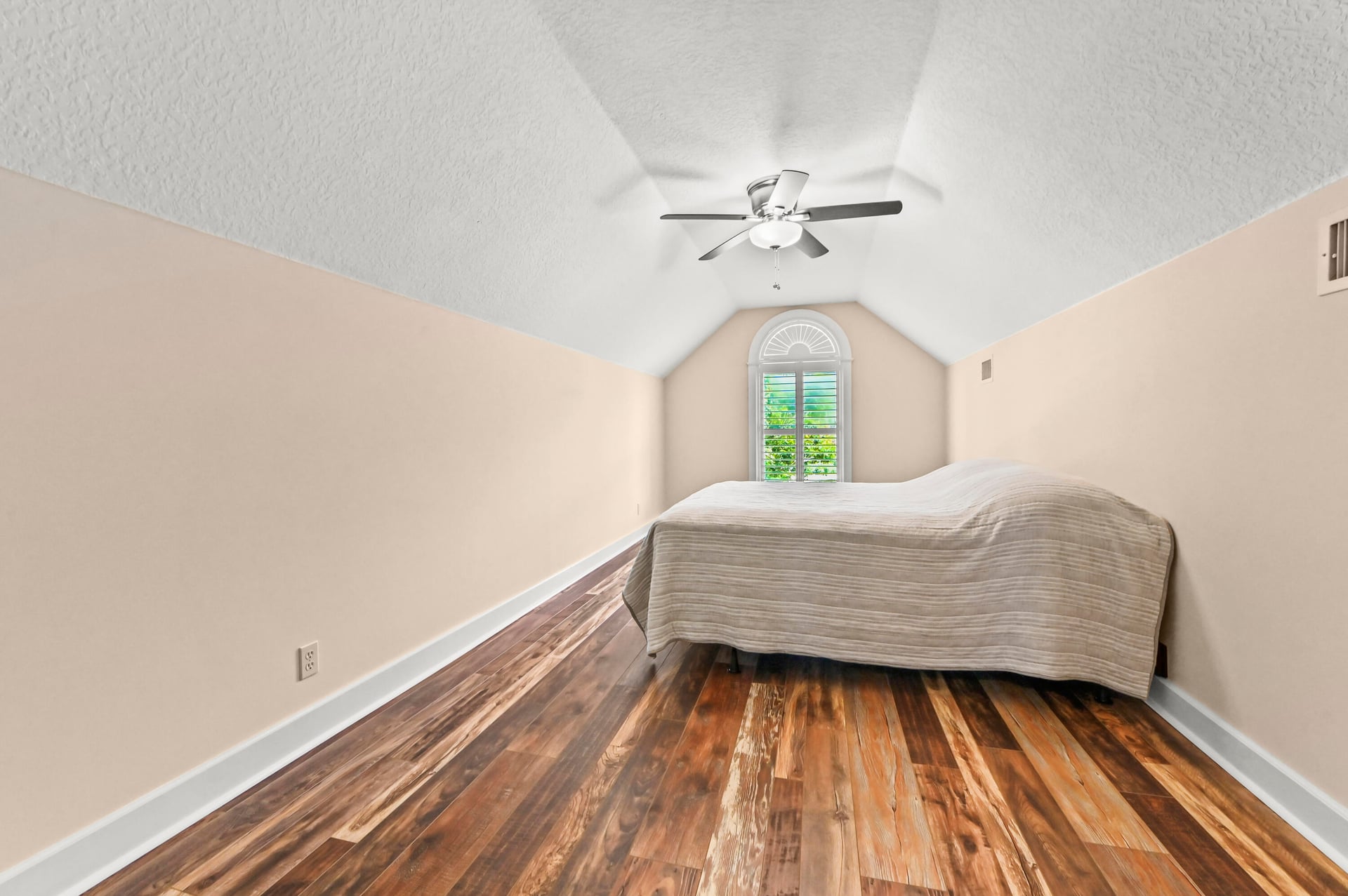 Residence photo 42