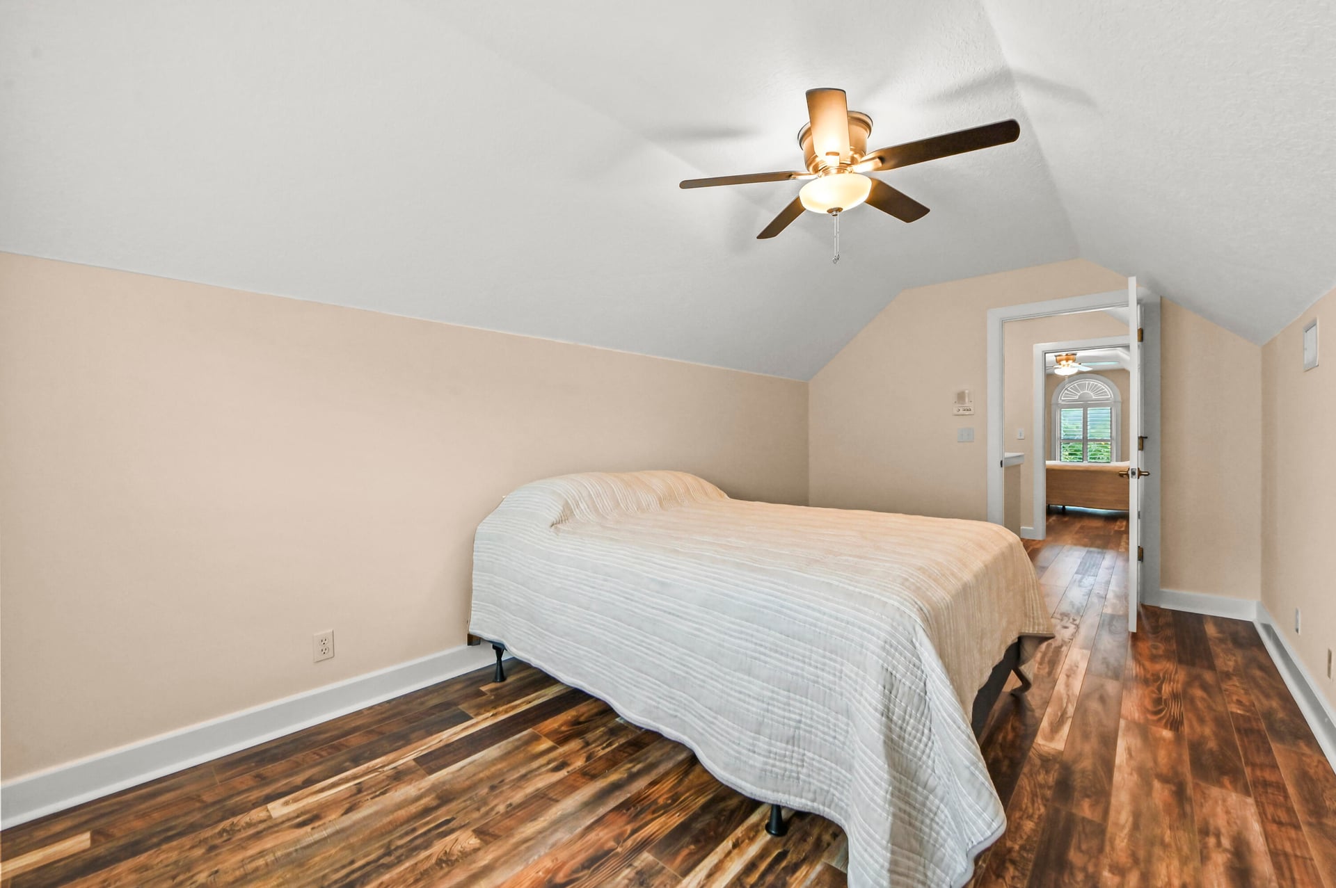 Residence photo 45