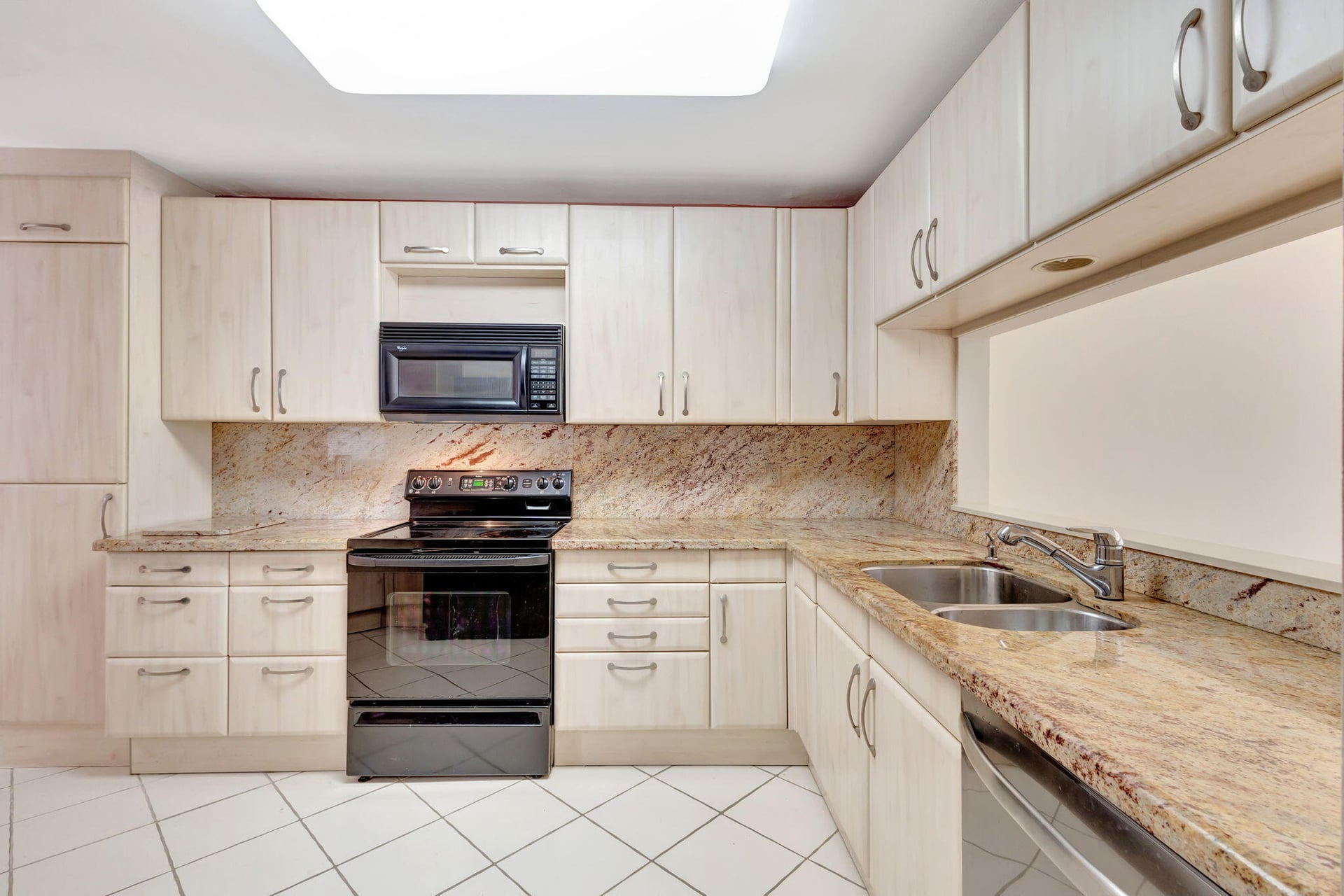 PGA National Palm Beach Gardens Residence photo 9