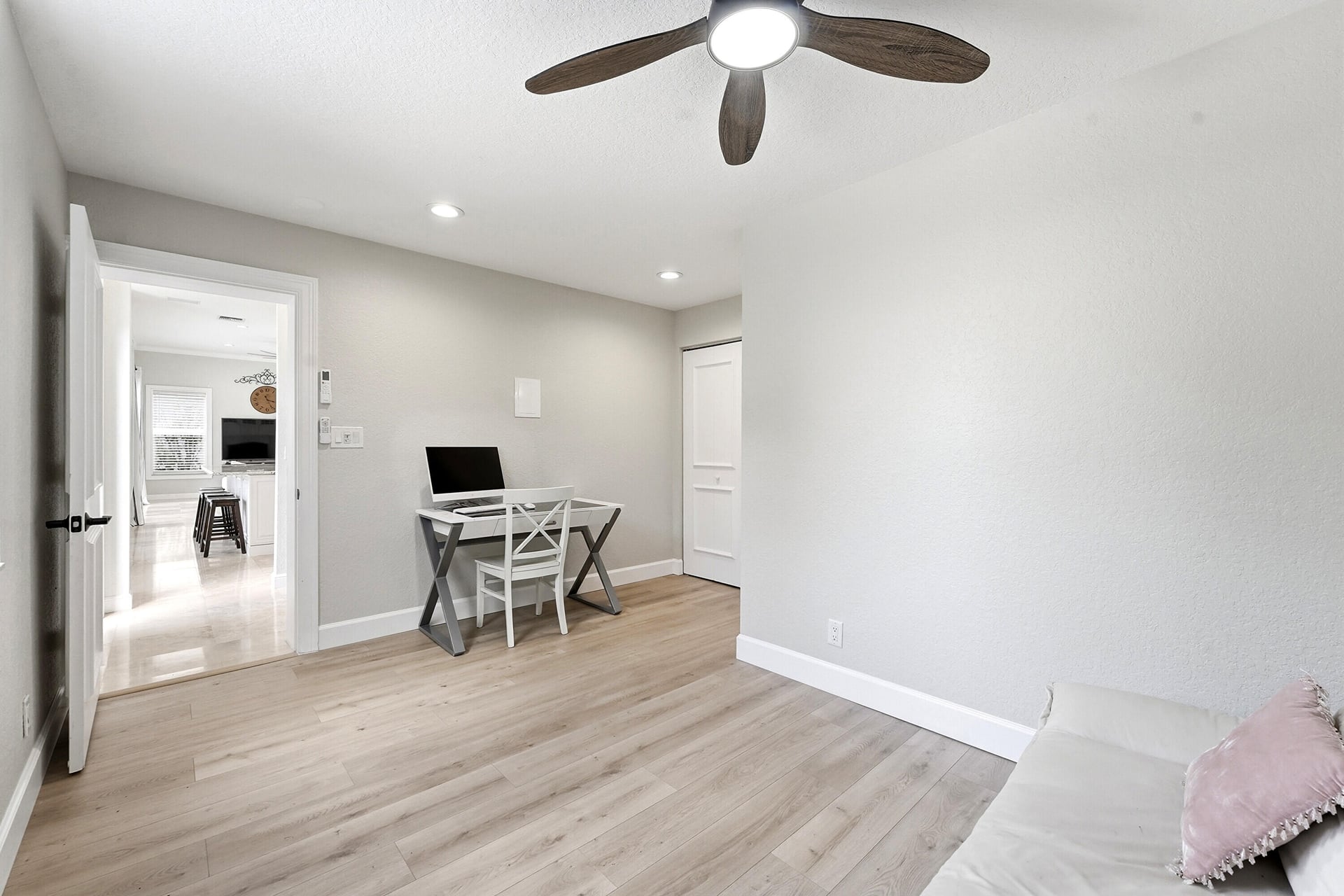  Residence photo 22