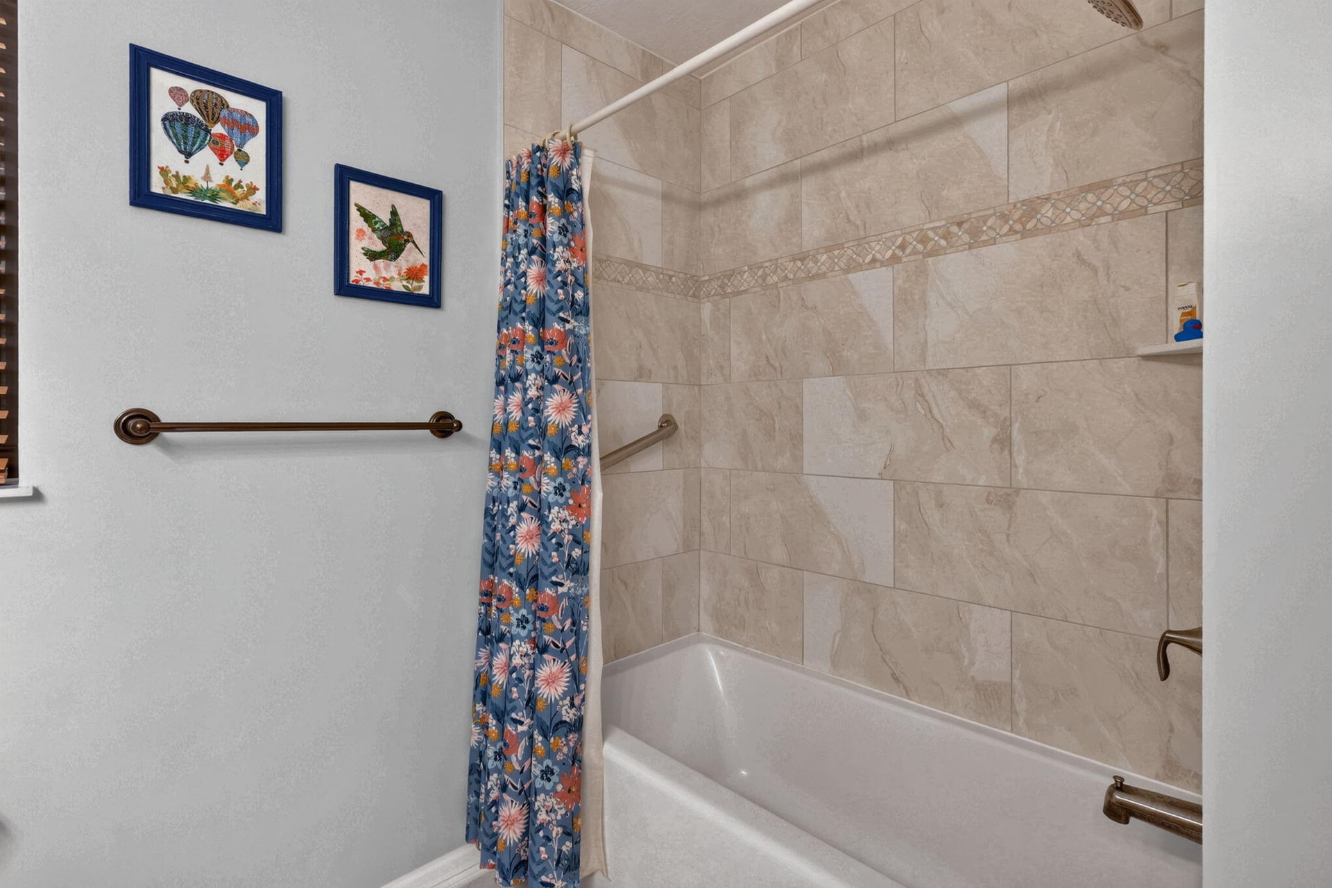  Residence photo 26