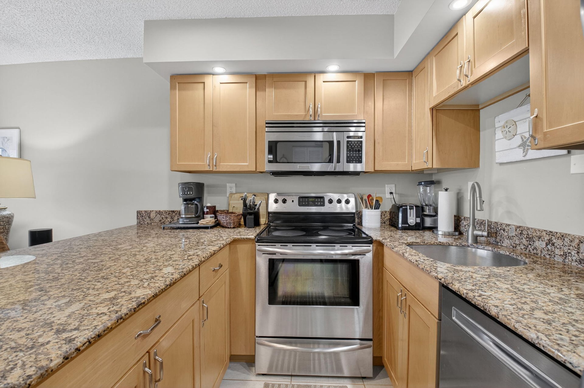The Hamlet Unit 104-B photo 3