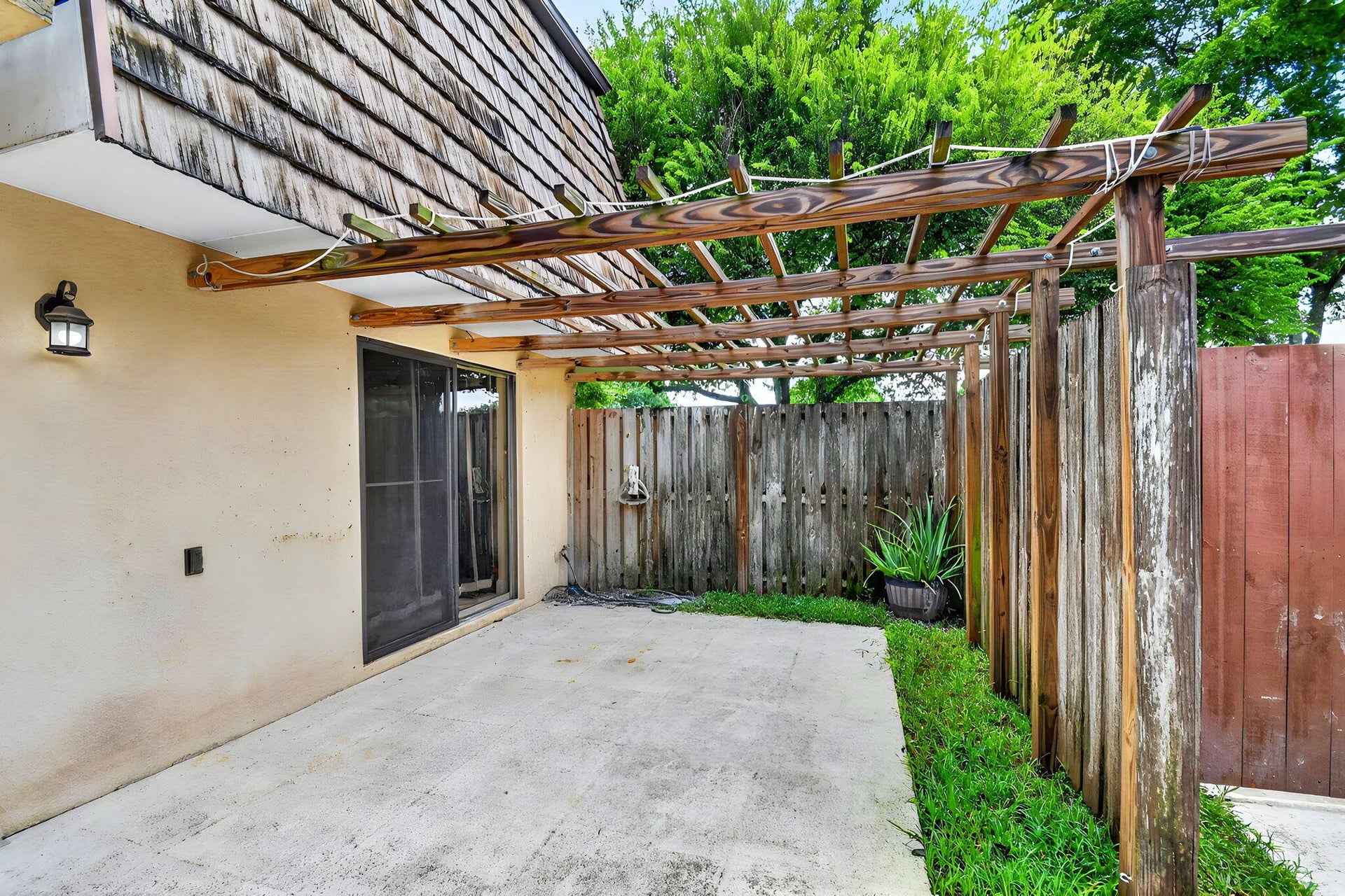  Residence photo 5
