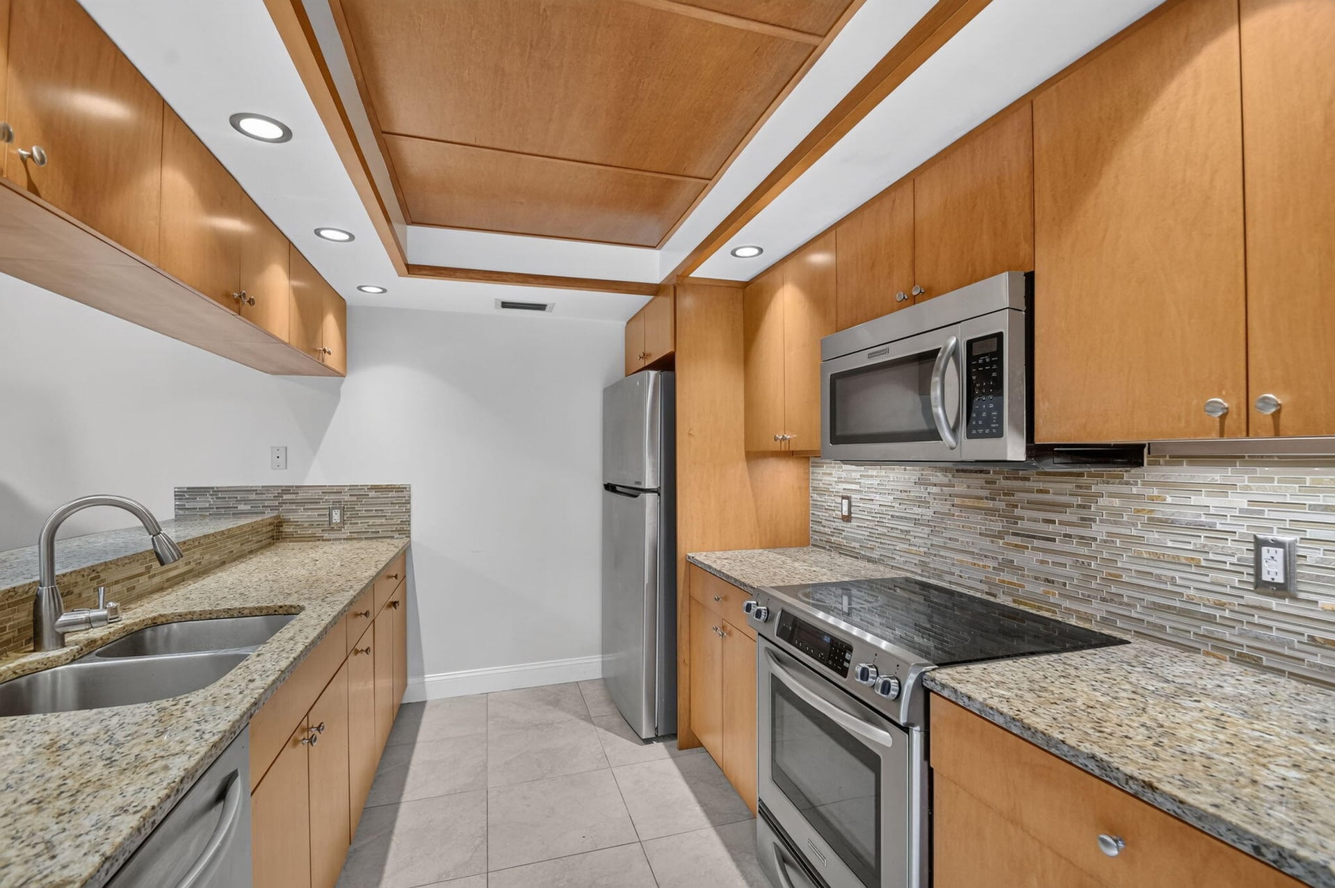  Residence photo 12
