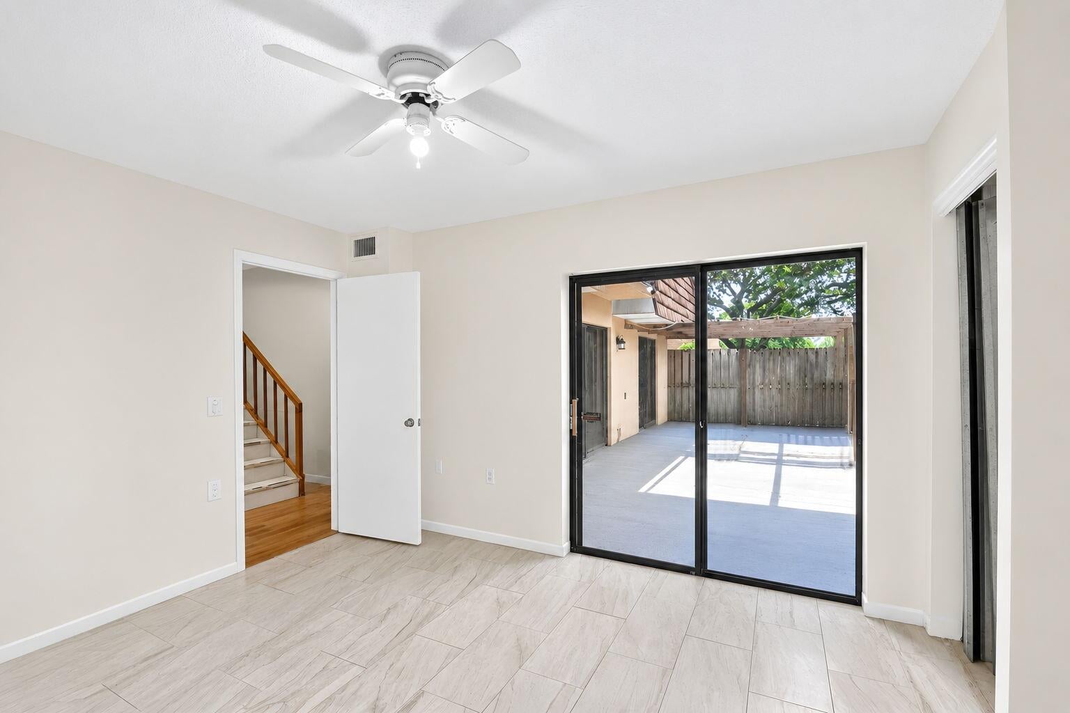 Residence photo 14
