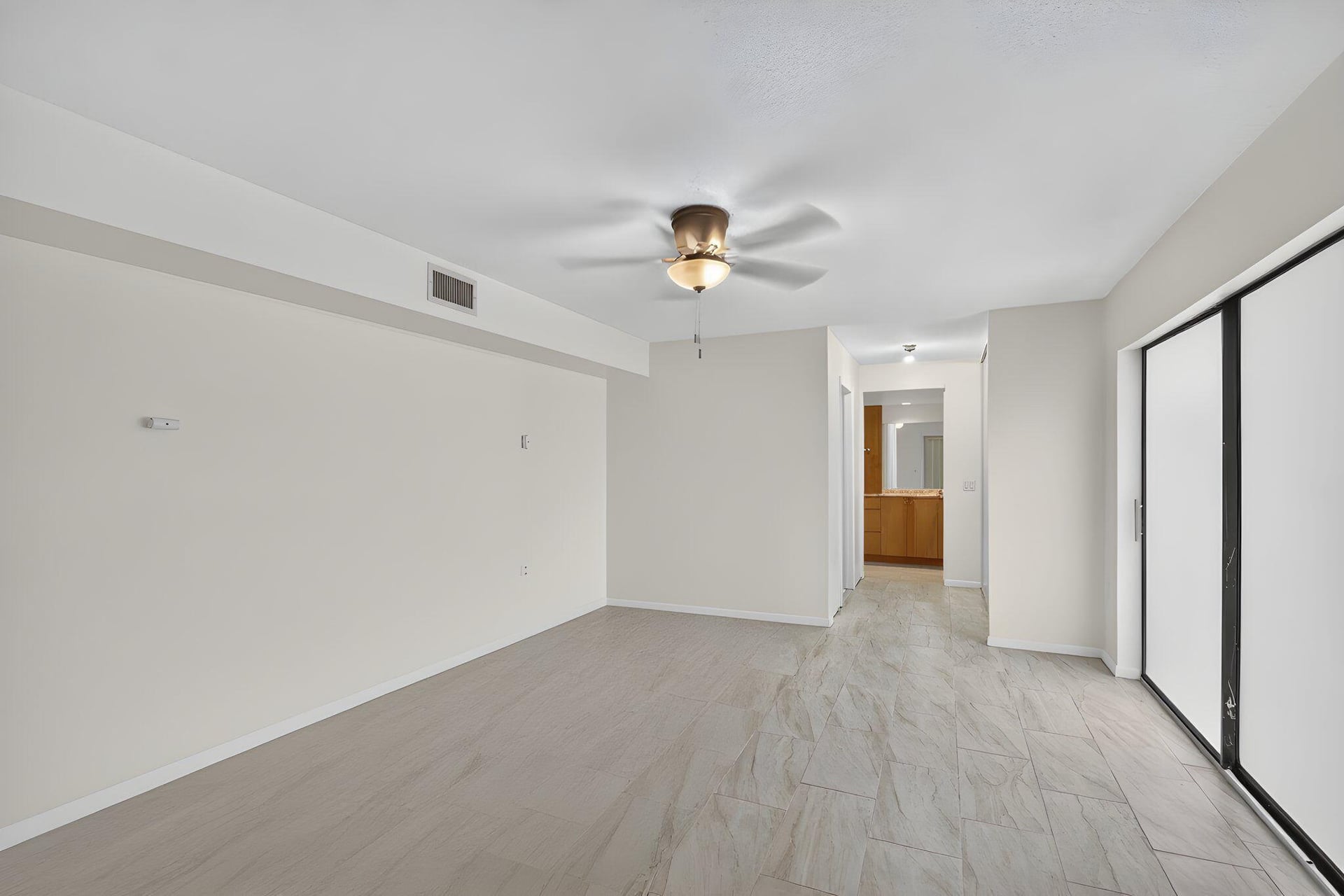  Residence photo 18