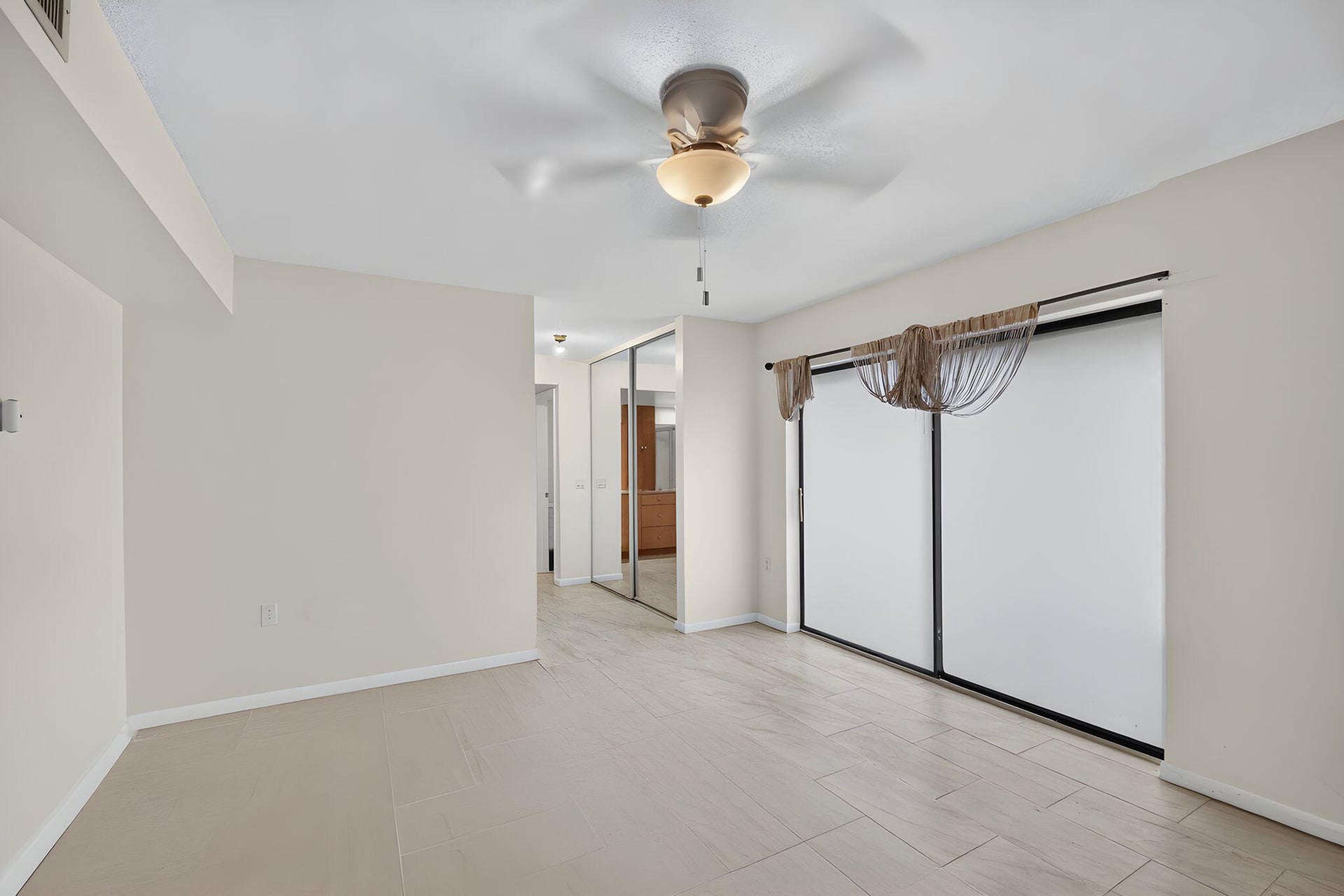  Residence photo 19