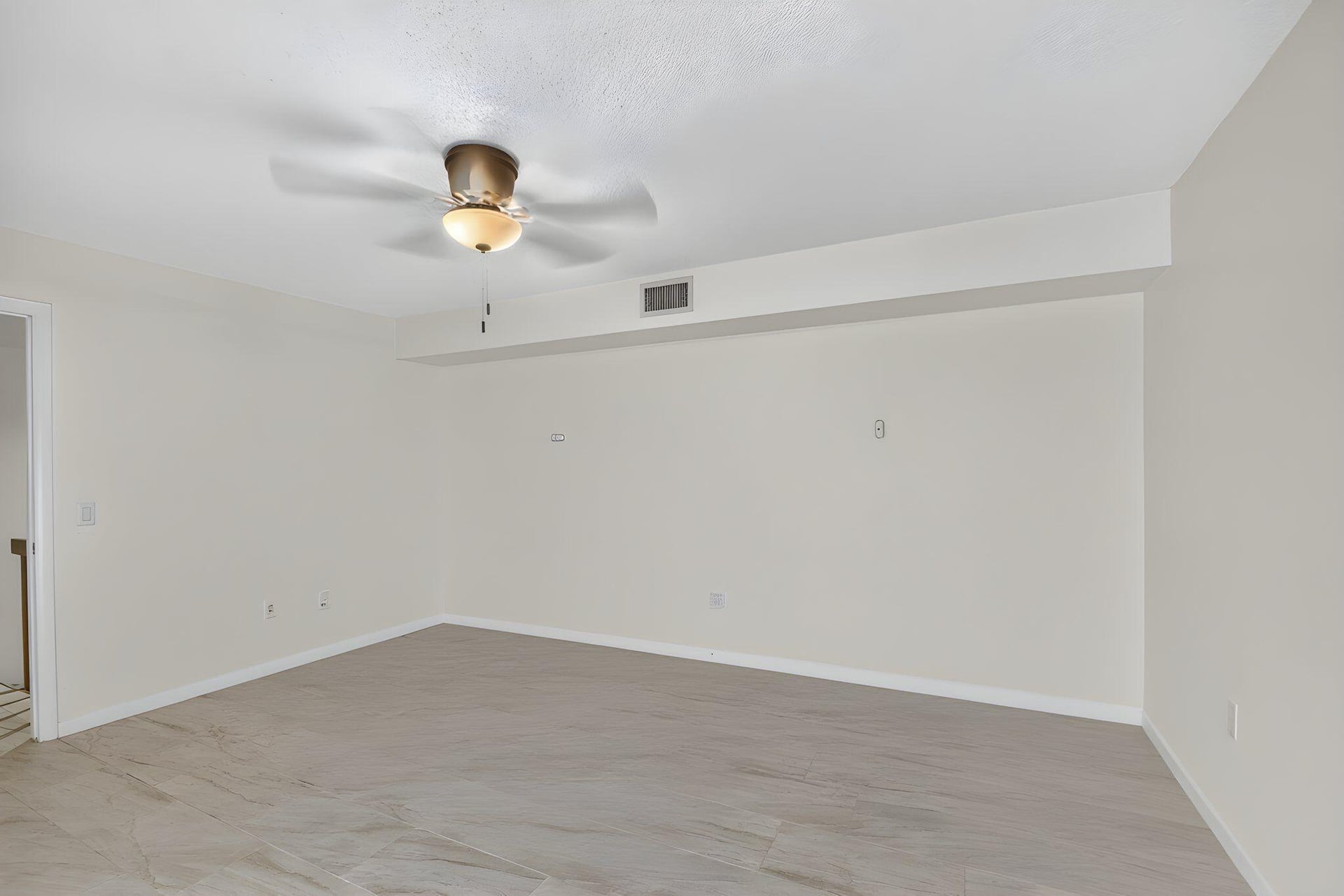  Residence photo 20