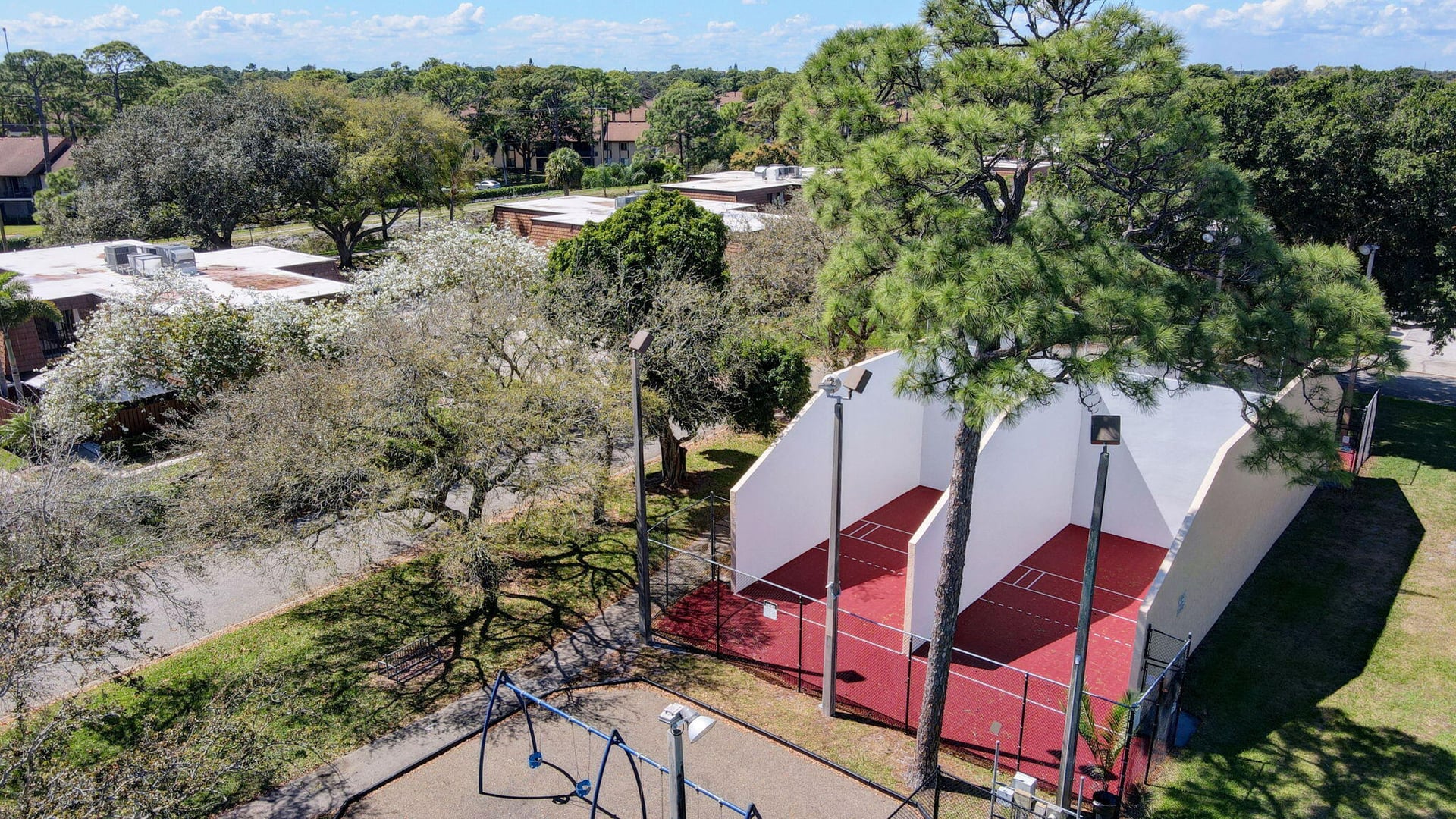  Residence photo 35