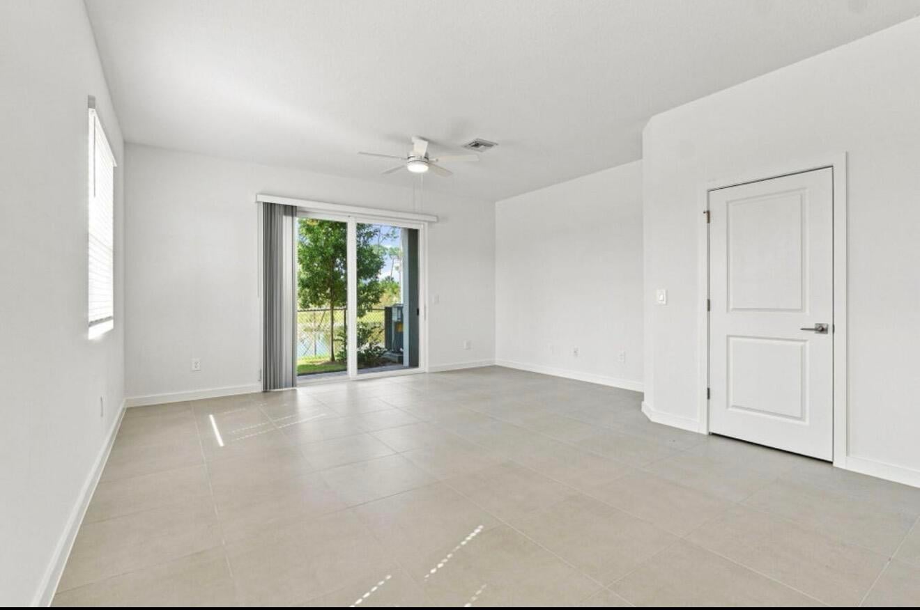  Residence photo 7
