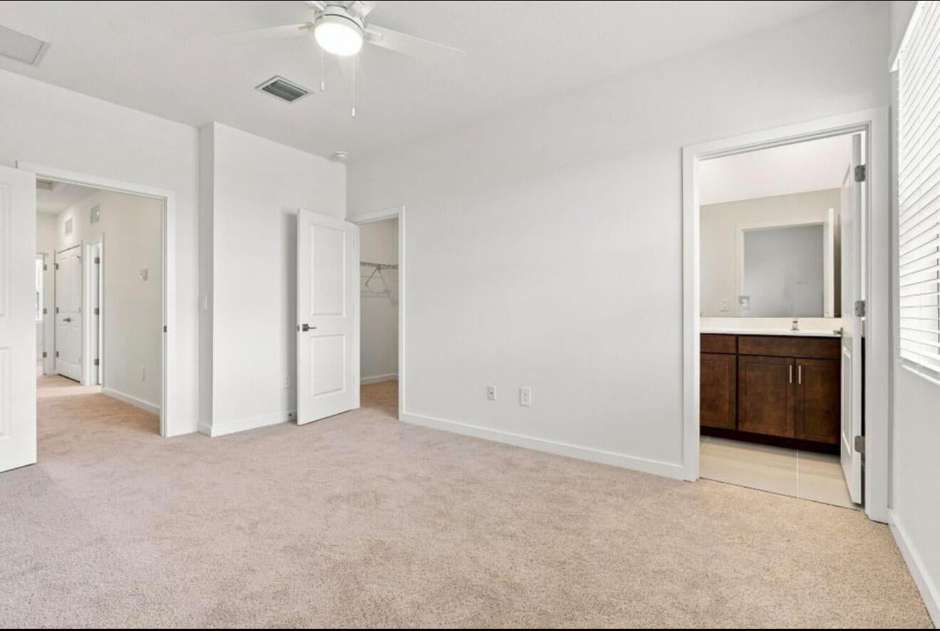  Residence photo 11