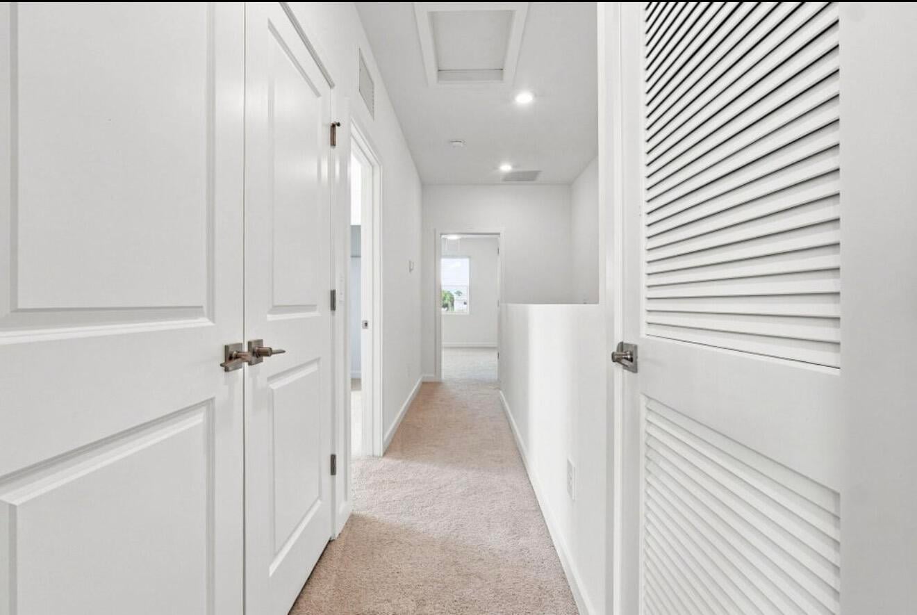  Residence photo 16