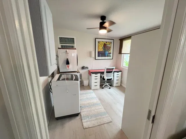  Unit lot 20 photo 17
