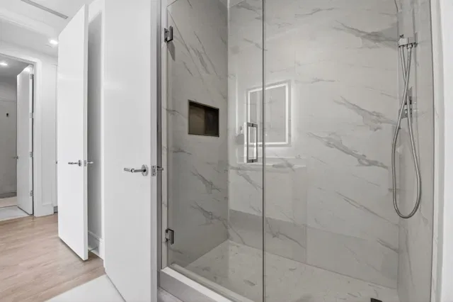 Nautilus 220 Unit 1708 photo 40