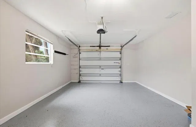  Residence photo 24