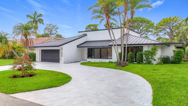 Residence photo 2