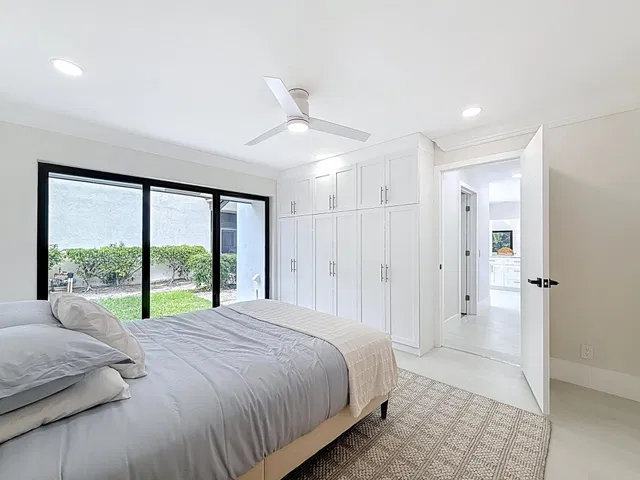 Residence photo 26
