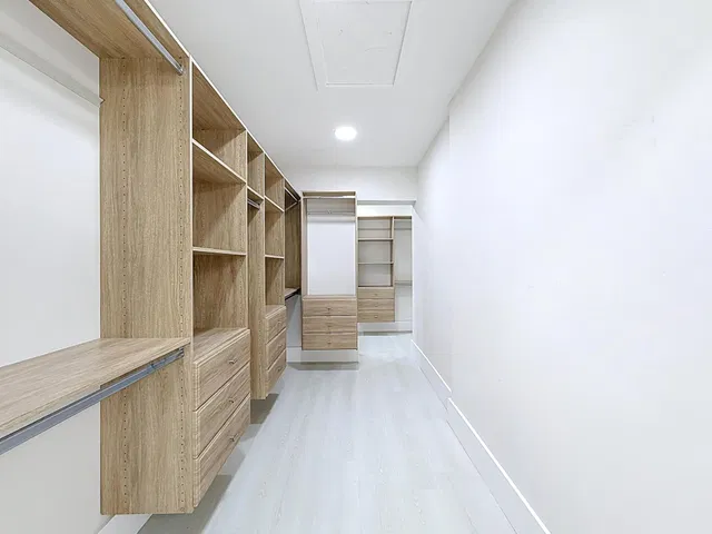 Residence photo 48