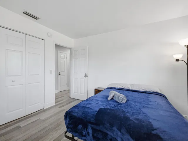 West Palm Beach Residence photo 10