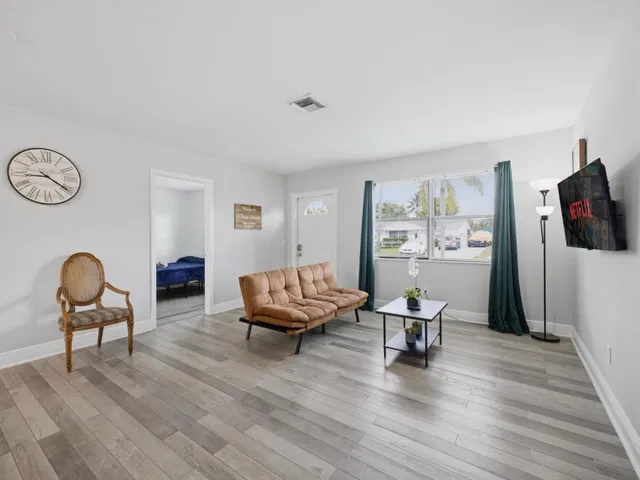 West Palm Beach Residence photo 20