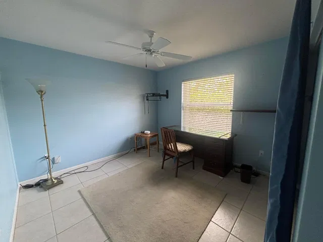  Residence photo 4