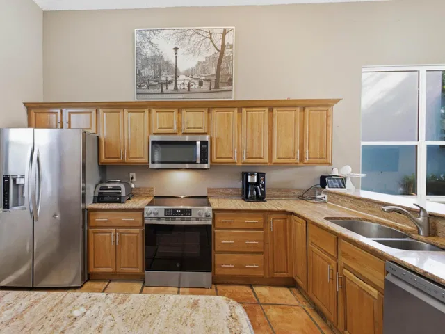 Residence photo 15