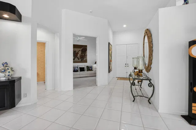 Residence photo 9